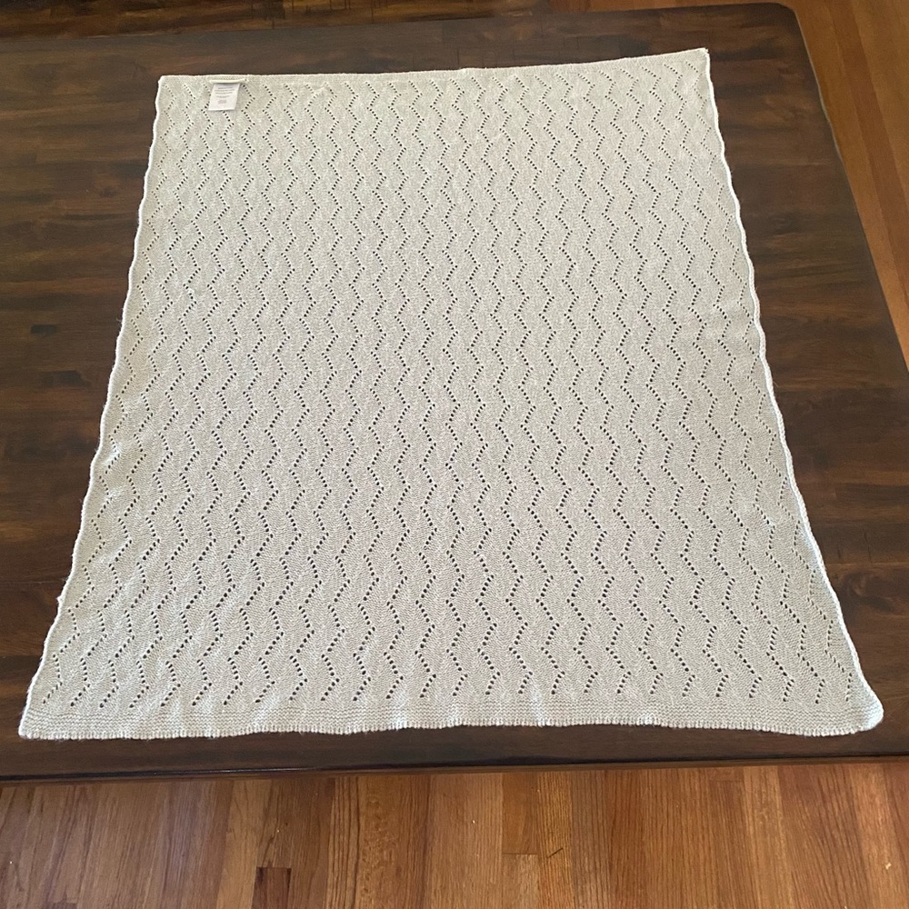 Pottery Barn Kids Pointelle Knit Baby Blanket - Picture 5 of 6